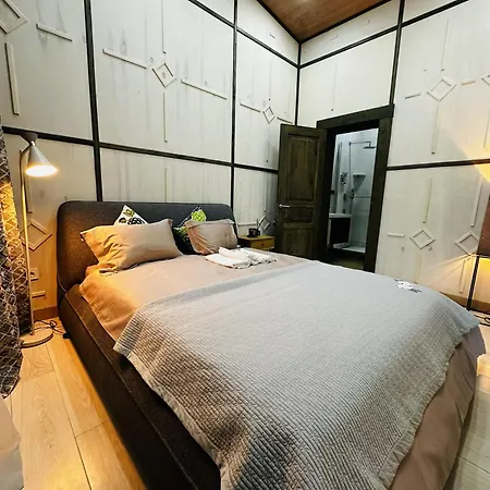 Eagle's Nest-retreat In Mountain Country Club בקתה *