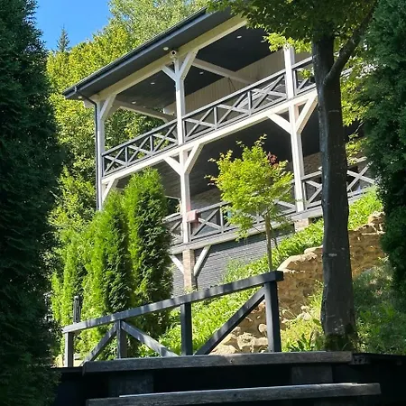 Eagle's Nest-retreat In Mountain Country Club בקתה *