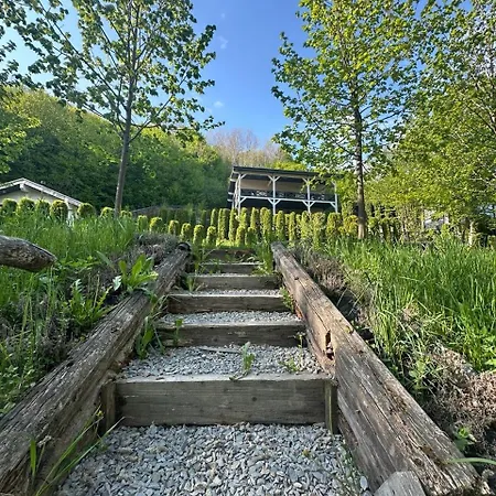 Eagle's Nest-retreat In Mountain Country Club בקתה *